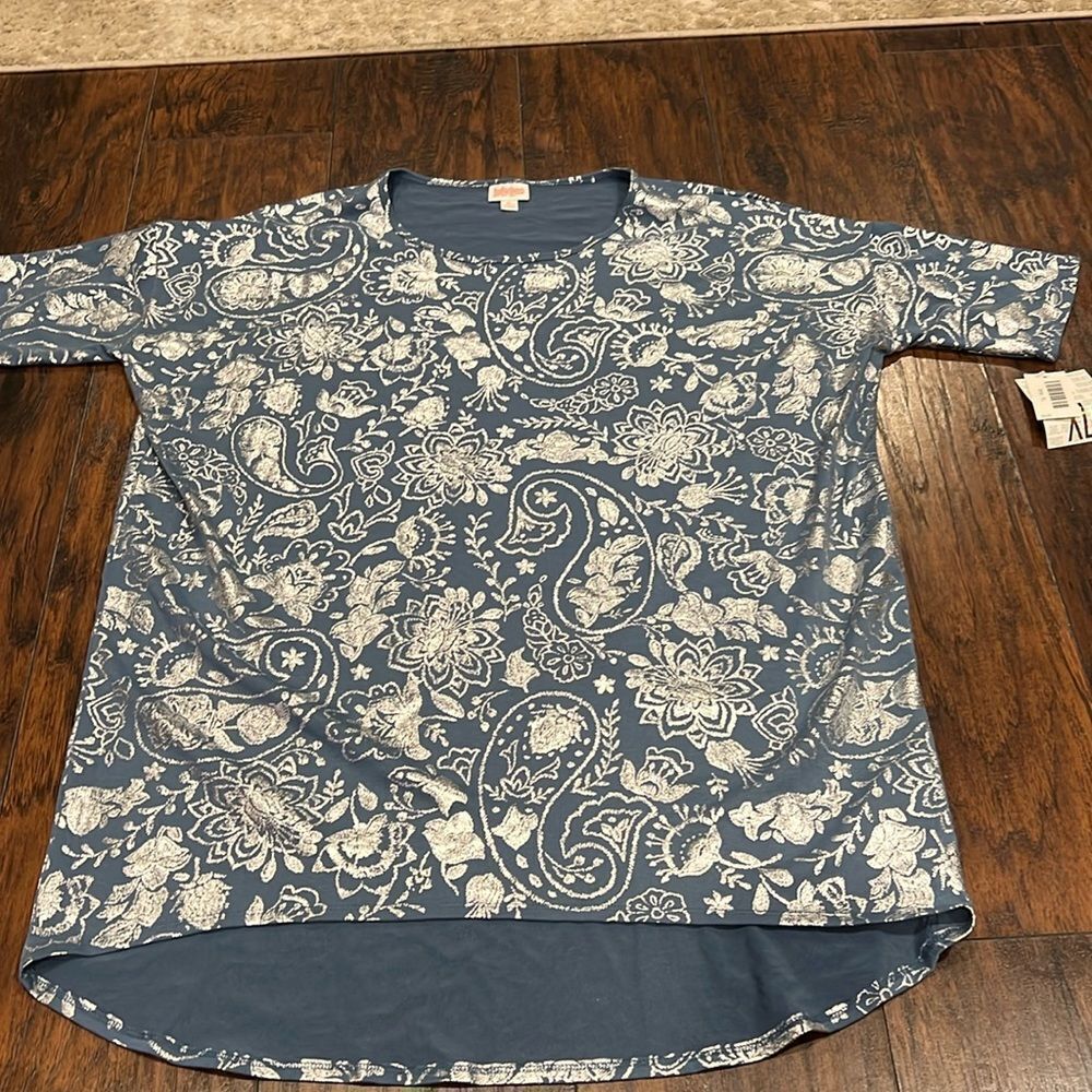 Lularoe shirt size XL metallic silver flower print all over on blue New with tag
